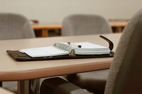 公司法人變更需要什么材料，會不會很麻煩？